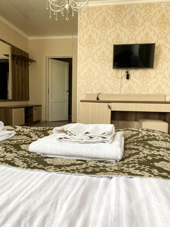 Al Baraka Bed and Breakfast Borovoe Buitenkant foto